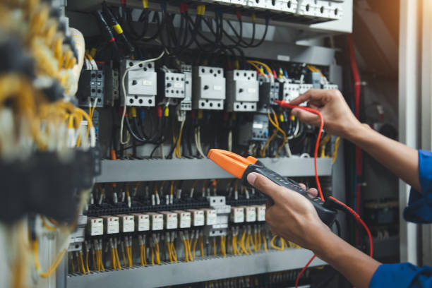 Best Electrical Contractors for Businesses  in Keokuk, IA
